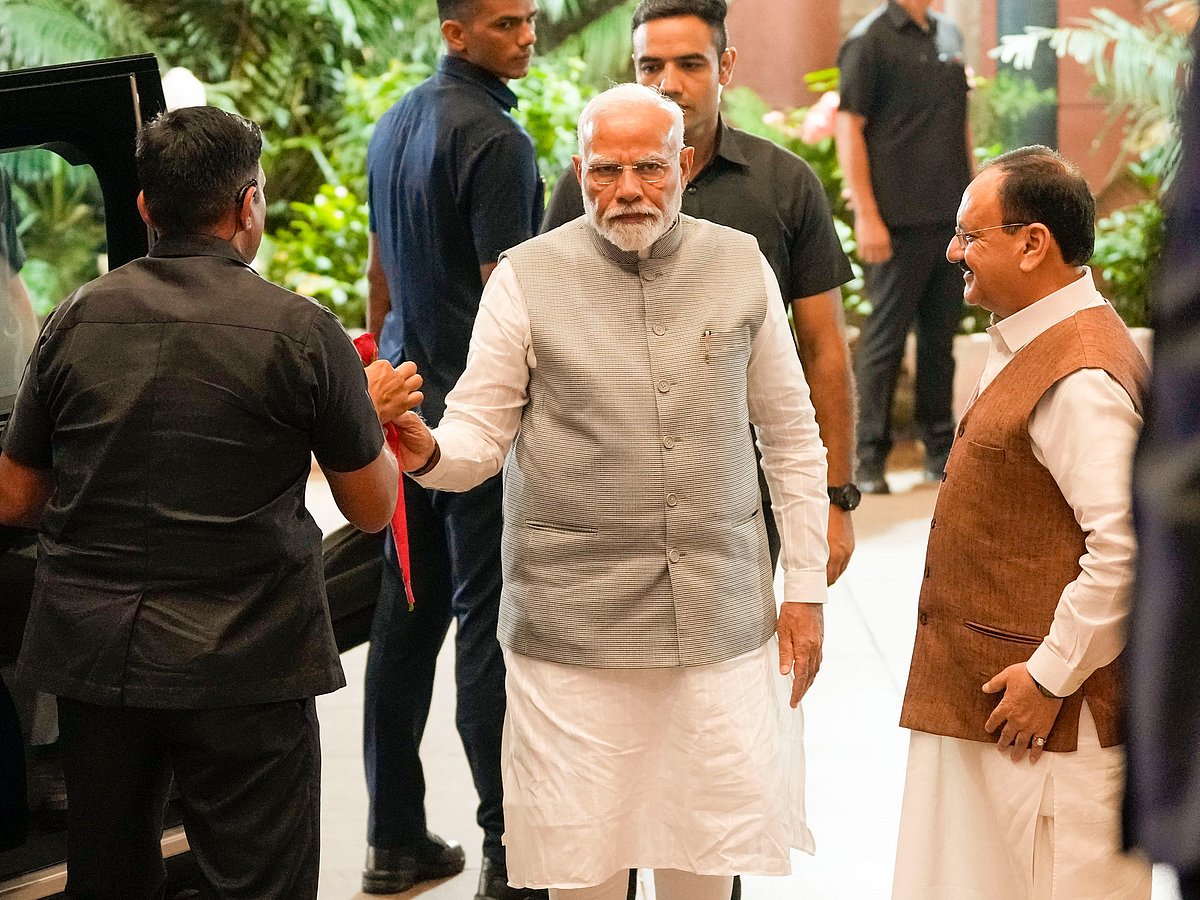 PTI : Prime Minister Narendra Modi being greeted by BJP National President JP Nadda as he arrives for the BJP Central Election Committee meeting ahead of J&K and Haryana assembly polls, at BJP HQ in New Delhi